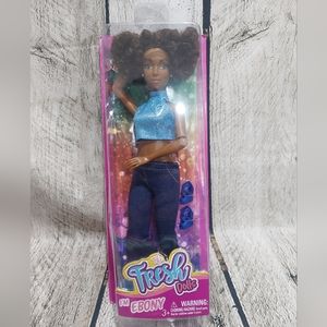 The Fresh Dolls I'm Ebony Fashion Doll Jeans Crop Top Gorgeous Doll - NEW.